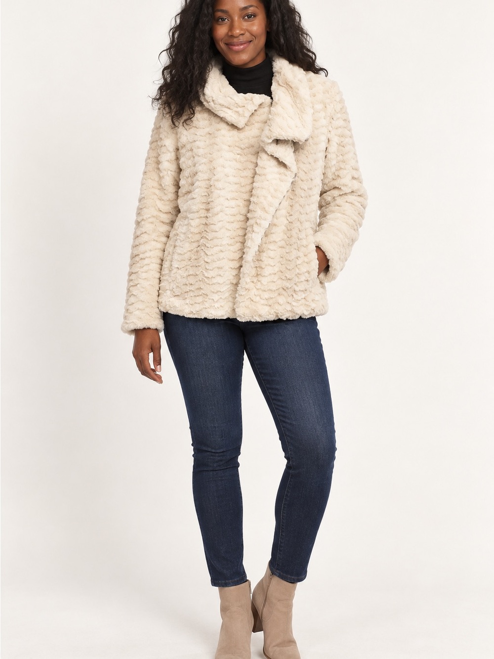Patagonia Pelage Ivory Faux Fur Fleece Asymmetrical Zip Jacket SZ Large